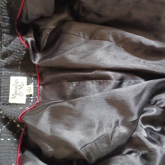 Maralyn & Me B/W coat, M, GUC - Picture 8 of 9